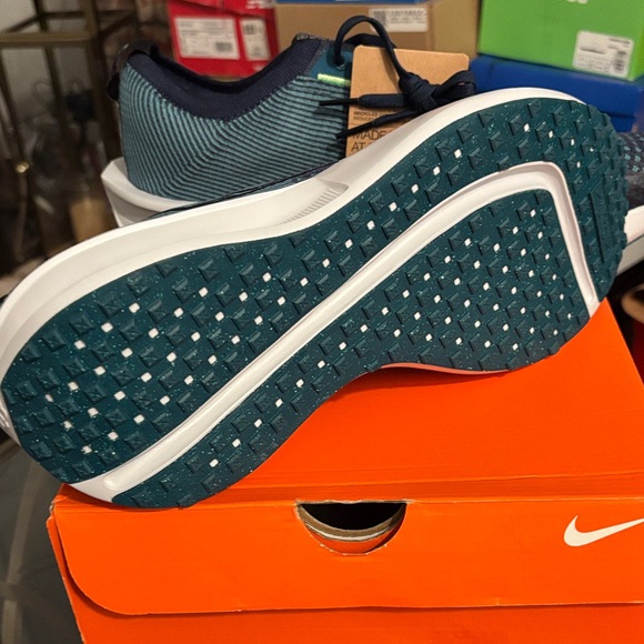 Nike Interact Run Road Running Shoes College Navy Blue FD2291-403 Women’s Sizes